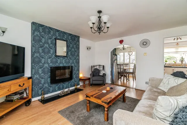 Photo 3 — Ringstead Close, West Bridgford, Nottingham