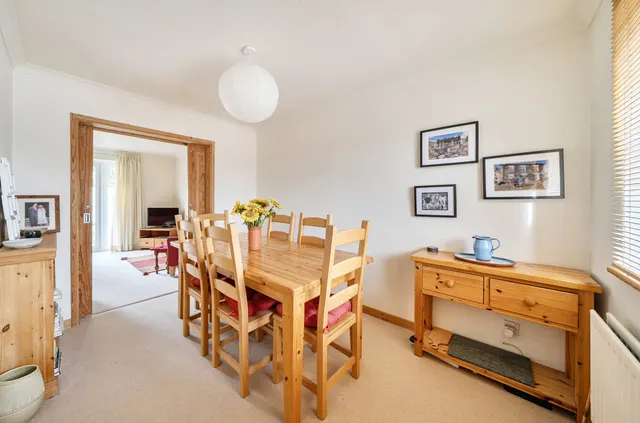Tamar Way, Wokingham, RG41, photo 3