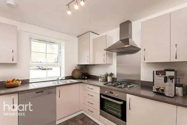 Phillips Crescent, Braintree, CM77, photo 3