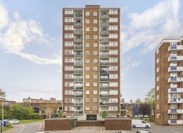 Rennie Estate, Bermondsey, SE16, photo 1