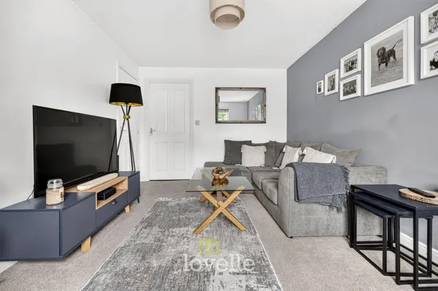 Pennistone Place, Scartho Top, DN33, photo 2