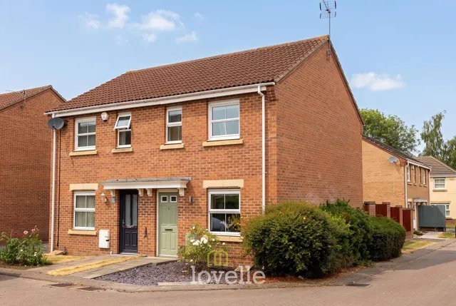 Pennistone Place, Scartho Top, DN33, photo 1