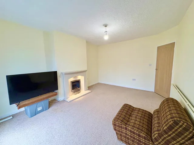 Photo 3 — Dorchester Road, Preston, Lancashire, PR3 1HH