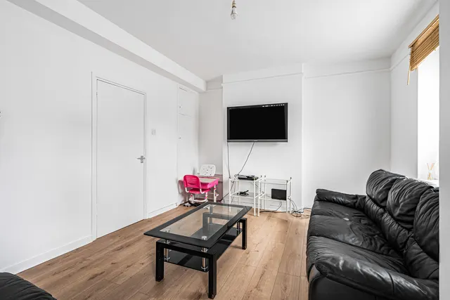 Tulse Hill, London, SW2, photo 2