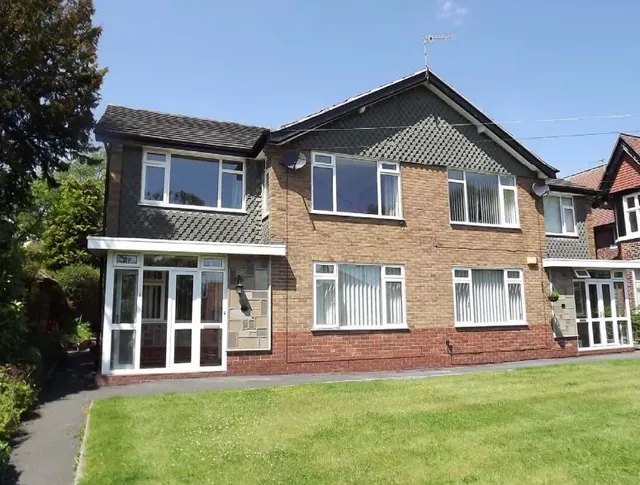 Graden Court, Disley, SK12, photo 1