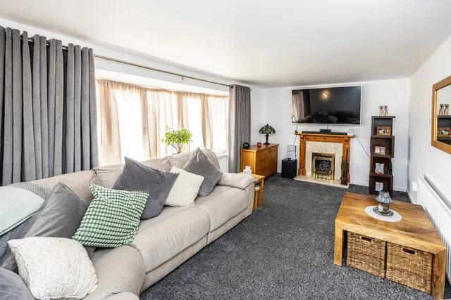Heathfield, Mirfield, photo 2