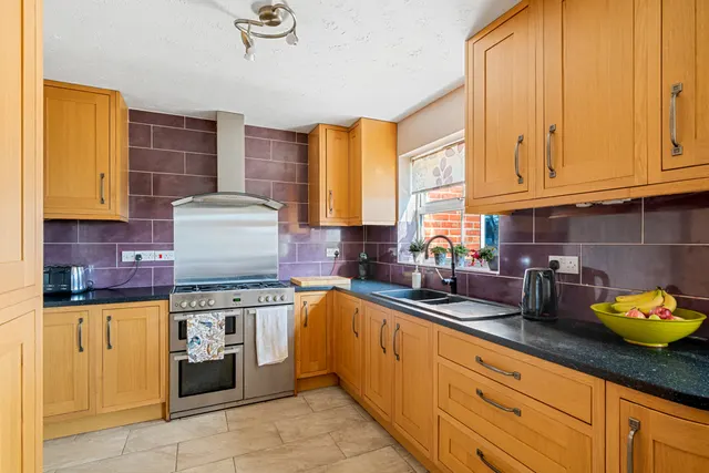 Beechcroft Close, South Hykeham, LN6, photo 3