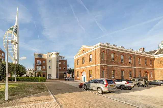 Gunwharf Quays, Portsmouth, PO1, photo 1