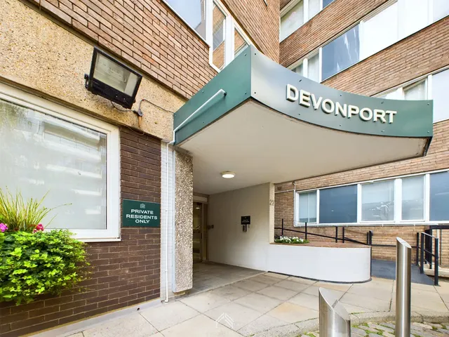 W2 1JF, City of Westminster, Greater London, England, United Kingdom, photo 1