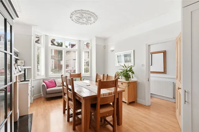 Photo 3 — Holmes Road, Twickenham, TW1 4RE