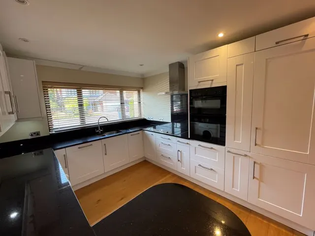 Photo 2 — Cressington Place Bourne End, Bucks SL8 5SN