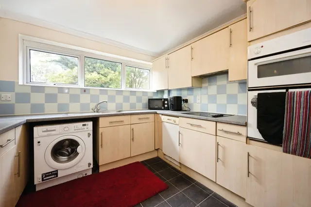 Photo 3 — Grasmere Way, Linslade, Leighton Buzzard
