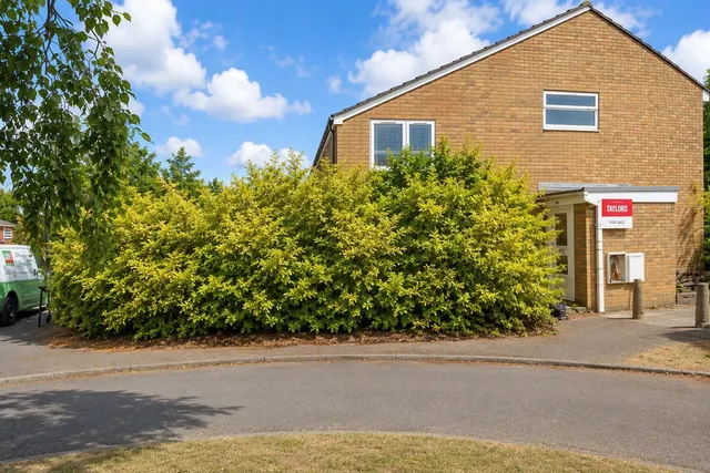 Greenfield Close, Dunstable, Bedfordshire, LU6, photo 1