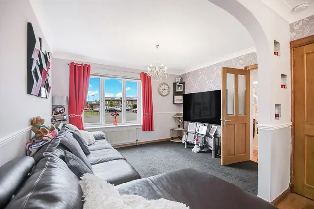 Photo 2 — Slaemuir Avenue, Port Glasgow, Inverclyde, PA14