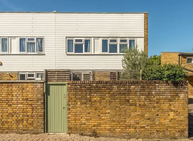 Bircham Path, Brockley, SE4, photo 1