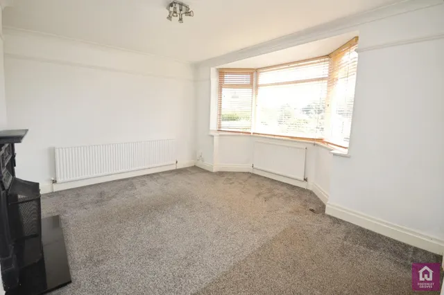 Mountside Crescent, Prestwich, M25, photo 3