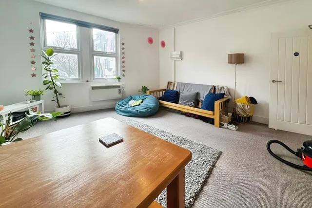 East Street, Bedminster, BS3, photo 3