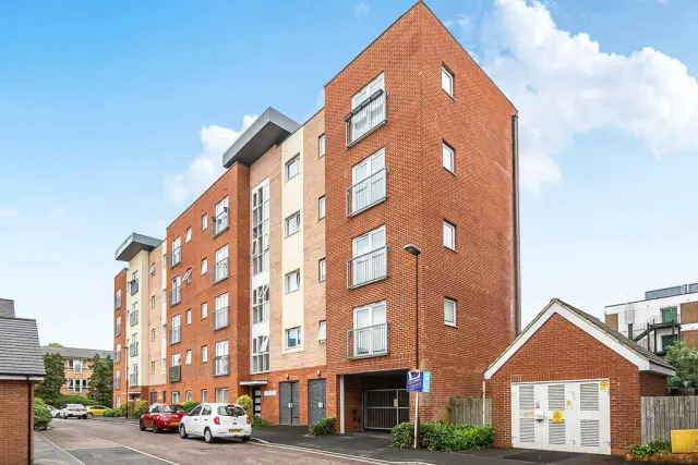 19 Marquess Drive, Bletchley, Milton Keynes, Buckinghamshire, MK2 2FN, photo 1