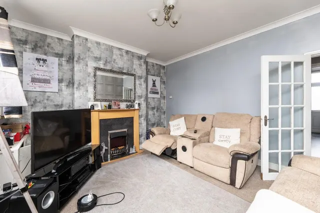 Victoria Street, Hemsworth, photo 1