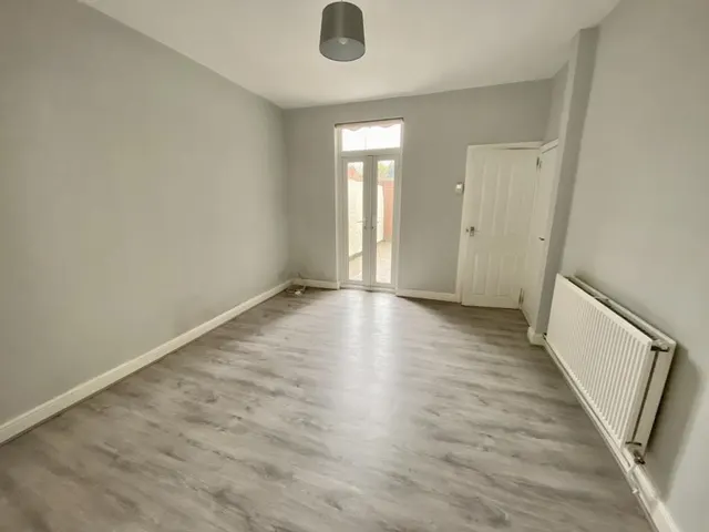 Dorrit Street, L8, photo 3
