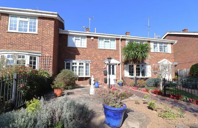 Borman Close, Eastwood, SS9, photo 1