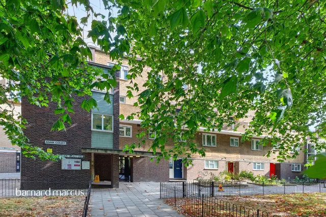 Opal Street, London, photo 1