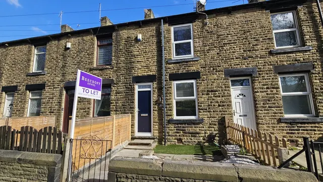 Doncaster Road, Barnsley, photo 1