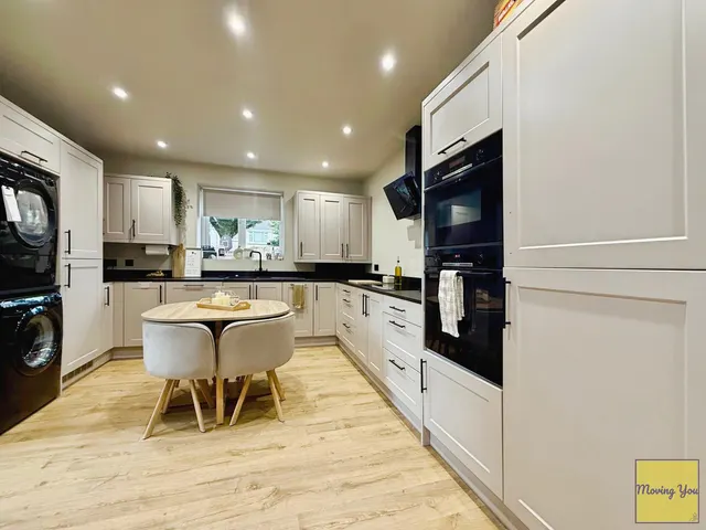 Photo 2 — Glantwrch, Ystalyfera, Swansea, SA9 2JW
