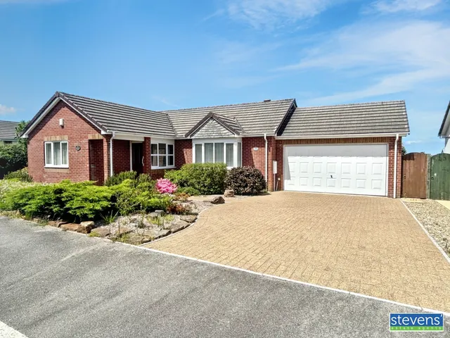 Baldwin Drive, Okehampton, EX20, photo 1