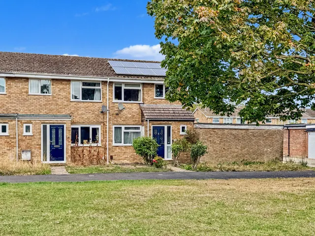 Boucher Close, Grove, OX12, photo 1