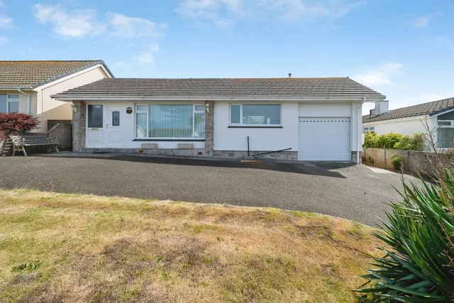 Whitegate Road, Newquay, TR7, photo 1