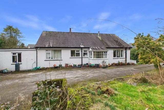 Bracken Bank, Ferney Green, LA23, photo 2