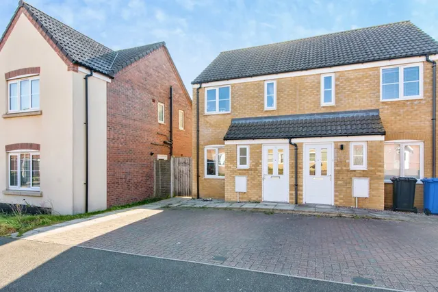 Hunton Road, Oulton, Lowestoft, photo 1