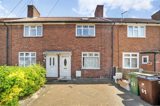 Aylmer Road, Dagenham, RM8, photo 1