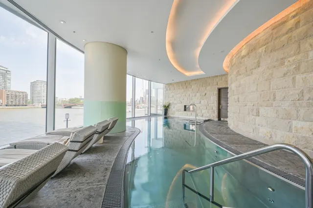 Photo 3 — Apartment 203 The Tower, 1 St George Wharf, London