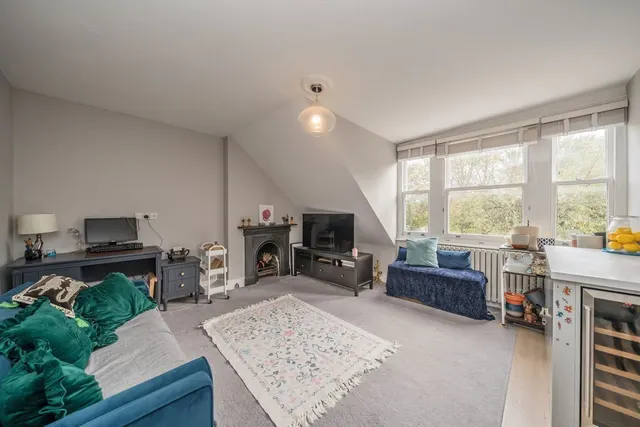 Richmond Road, TW1, photo 2