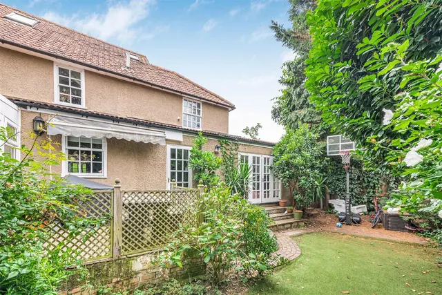 Kentwode Green, Barnes, SW13, photo 3