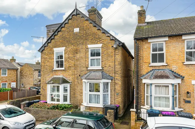 Gladstone Road, WARE, Ware, SG12 0AG, photo 1