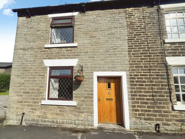 Cliffe Road, Glossop, Derbyshire, SK13, photo 1