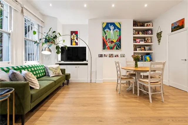 Castletown Road, W14, photo 2