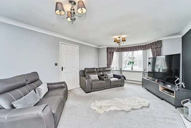Fernbank Crescent, Walsall, WS5, photo 2