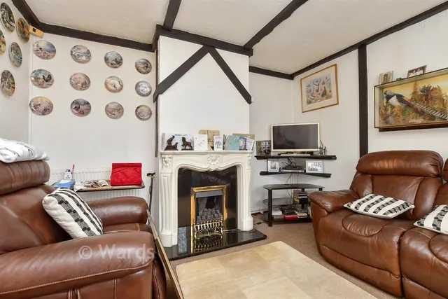 Carnation Road, Strood, ME2, photo 3