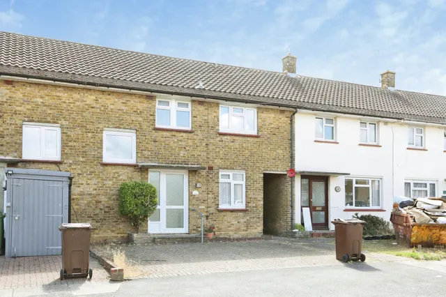 Regis Crescent, Sittingbourne, ME10, photo 1