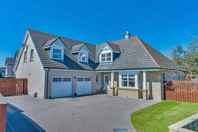 Keirhill Gardens, Westhill, AB32, photo 1