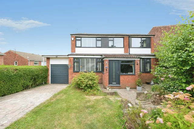 Caldey Road, Dronfield, photo 1