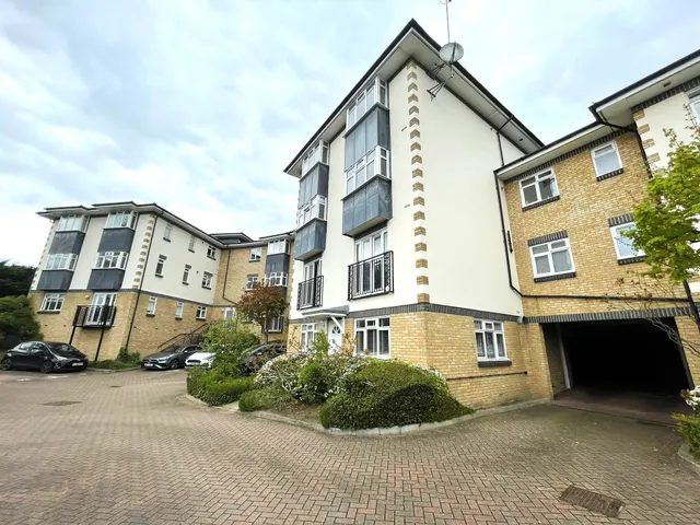 Morello Gardens, Stevenage Road, Hitchin, SG4, photo 1