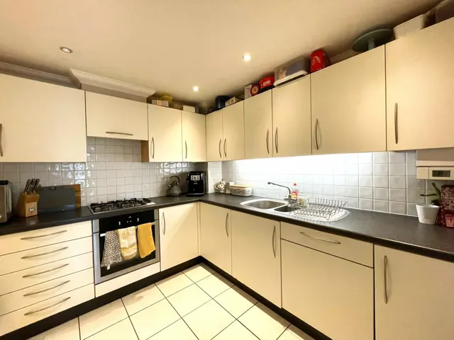 Photo 2 — Morello Gardens, Stevenage Road, Hitchin, SG4