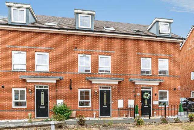 Simpson Road, Basingstoke, RG21, photo 1