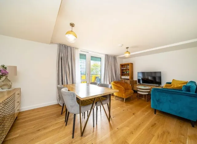 Clarence Avenue, Clapham South, SW4, photo 3