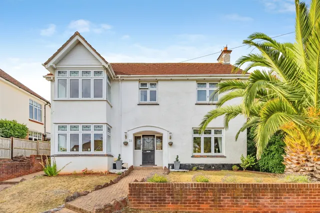 Southfield Avenue, Preston, TQ3, photo 1